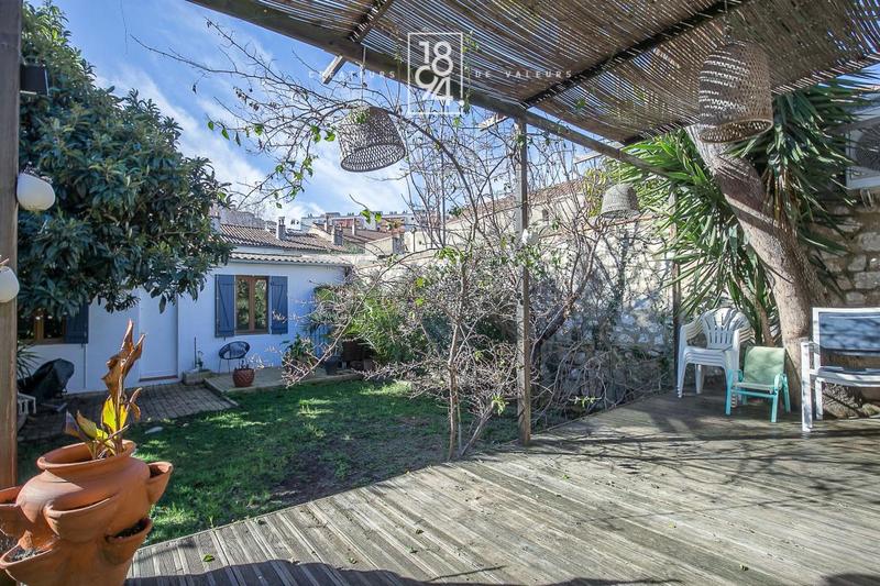 Maison de ville - 140 m² - 4 pièces