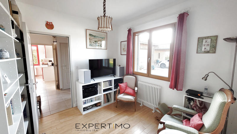 Maison - 200 m² - 8 pièces