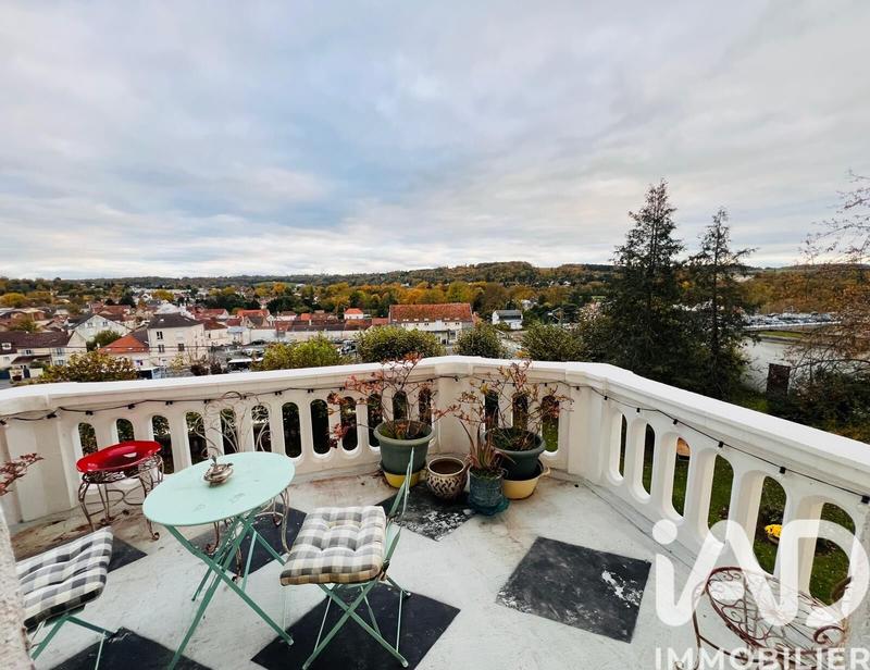 Maison - 95 m² - 4 pièces