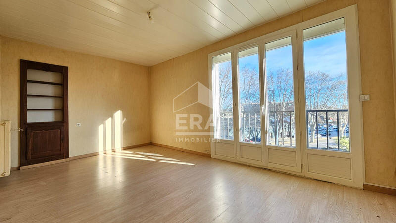 Appartement - 99 m² - 5 pièces