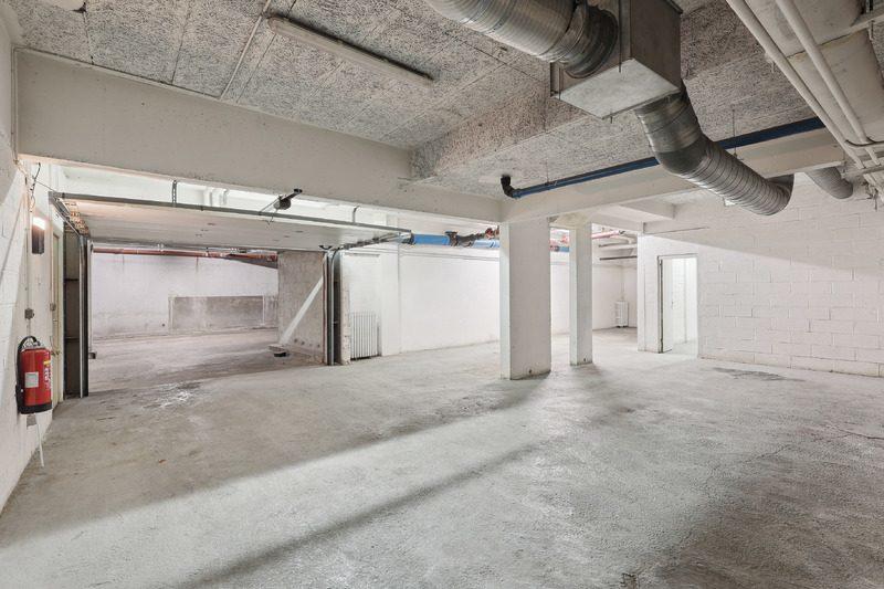 Local commercial - 664 m²