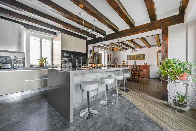 Villa - 350 m² - 9 pièces