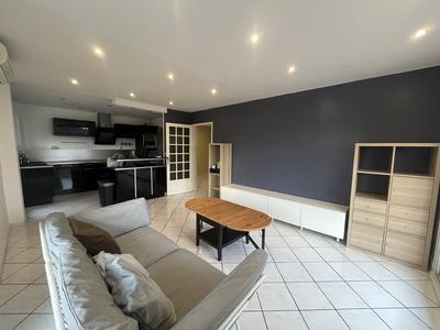 Appartement - 81 m² - 4 pièces