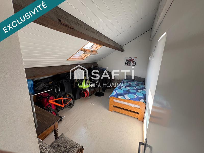 Maison - 218 m² - 6 pièces