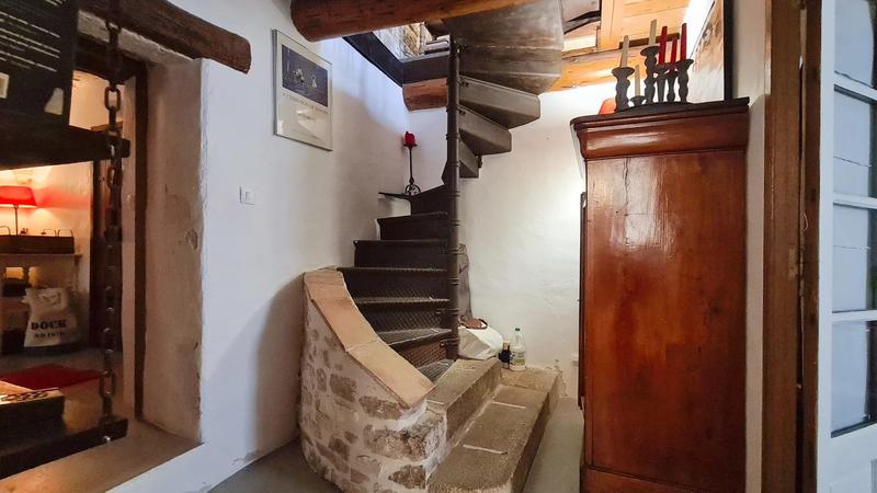 Maison de village - 110 m² - 5 pièces