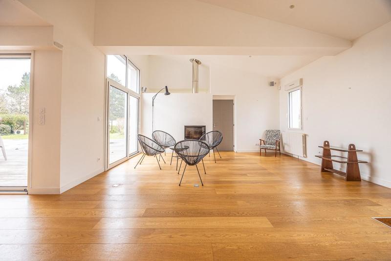 Maison - 183 m² - 6 pièces