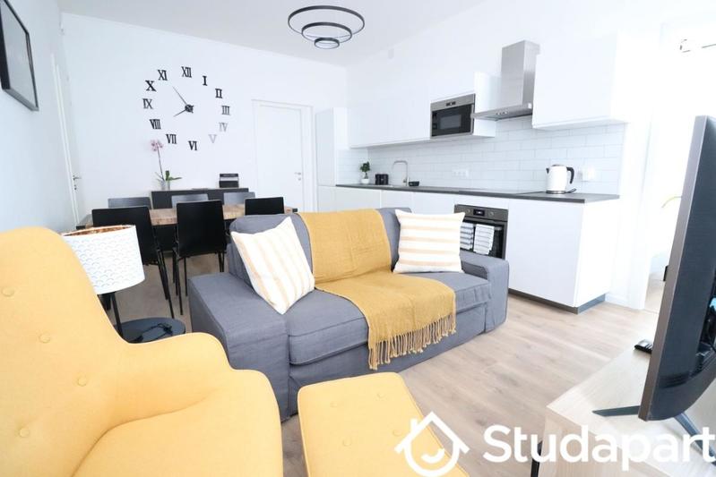 Chambre - 10 m² - 1 pièce