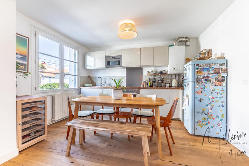 Appartement - 84 m² - 4 pièces