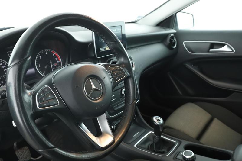 Mercedes Gla 180 d Intuition 109 ch
