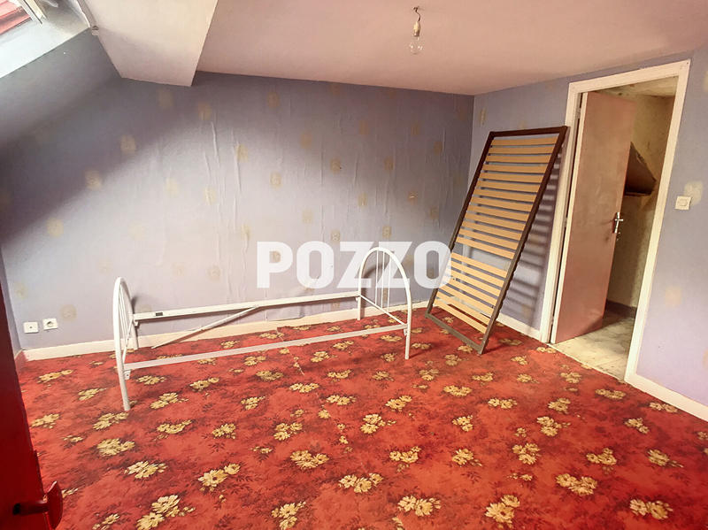 Maison - 169 m² - 8 pièces