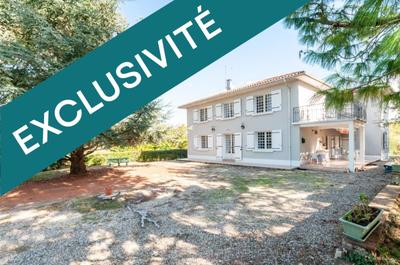 Maison - 283 m² - 9 pièces