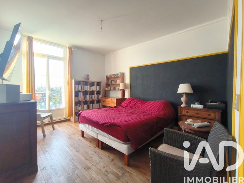 Maison - 321 m² - 15 pièces