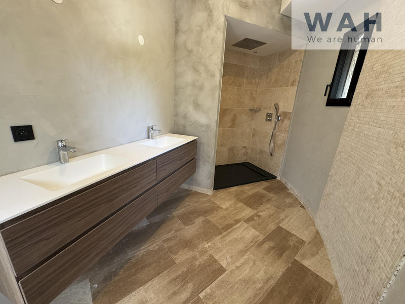 Duplex - 144 m² - 5 pièces