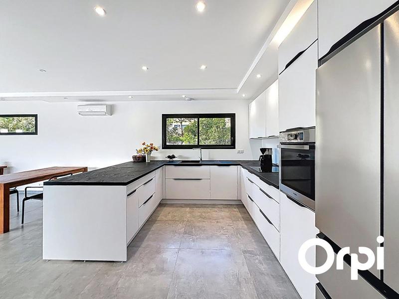 Villa - 147 m² - 5 pièces