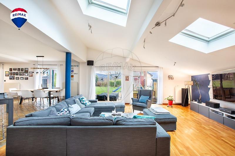 Maison - 173 m² - 7 pièces