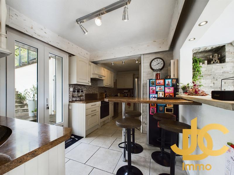 Maison - 112 m² - 5 pièces