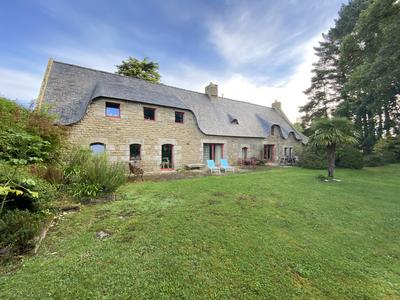 Maison ancienne - 170 m² - 7 pièces