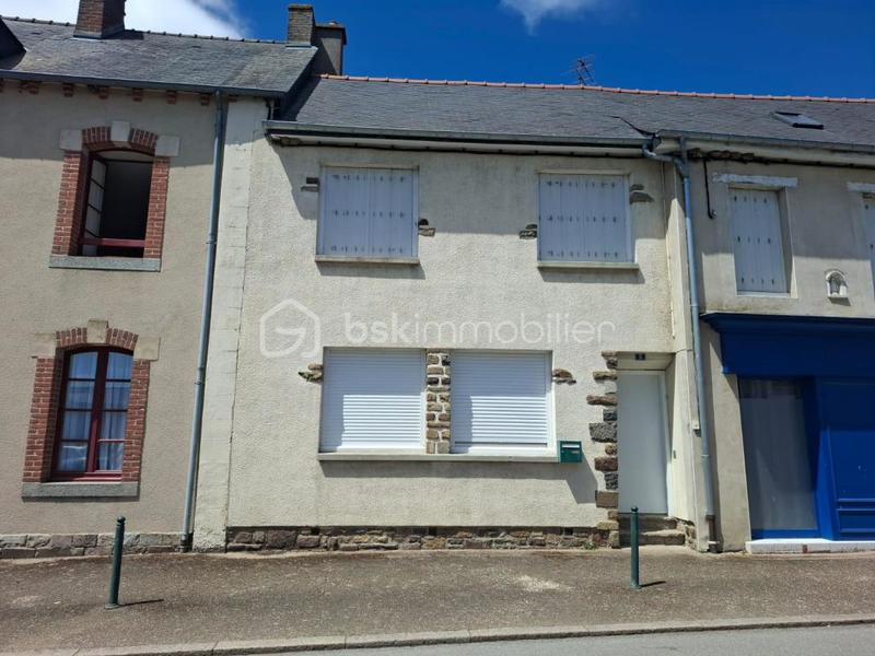 Maison - 271 m² - 9 pièces