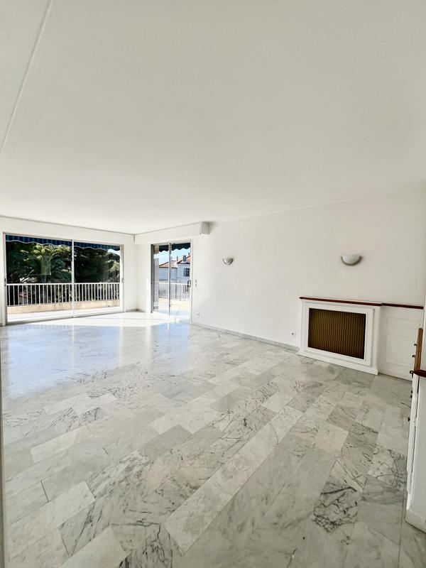 Appartement - 112 m² - 4 pièces