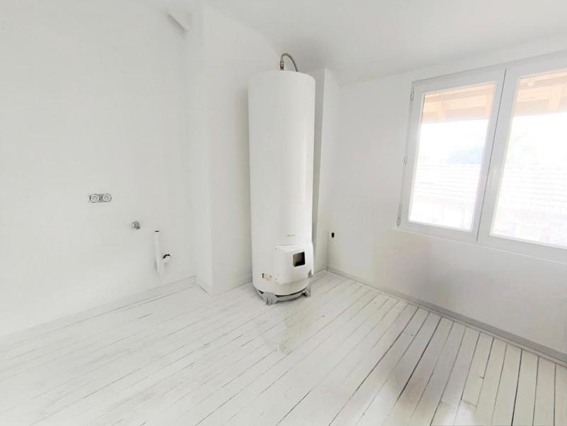 Maison - 168 m² - 6 pièces