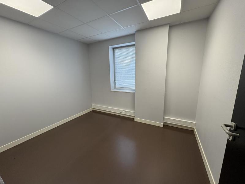 Local commercial - 750 m²