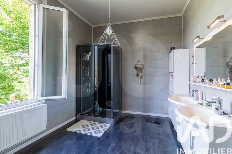 Maison - 148 m² - 7 pièces