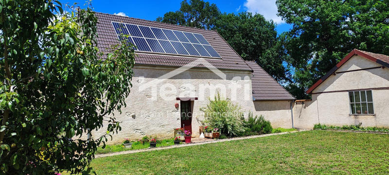 Maison - 180 m² - 5 pièces