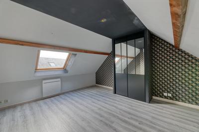 Maison - 135 m² - 1 pièce