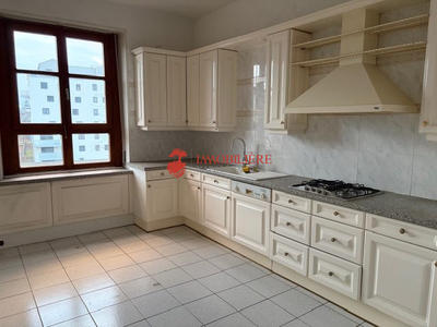 Appartement - 112 m² - 3 pièces