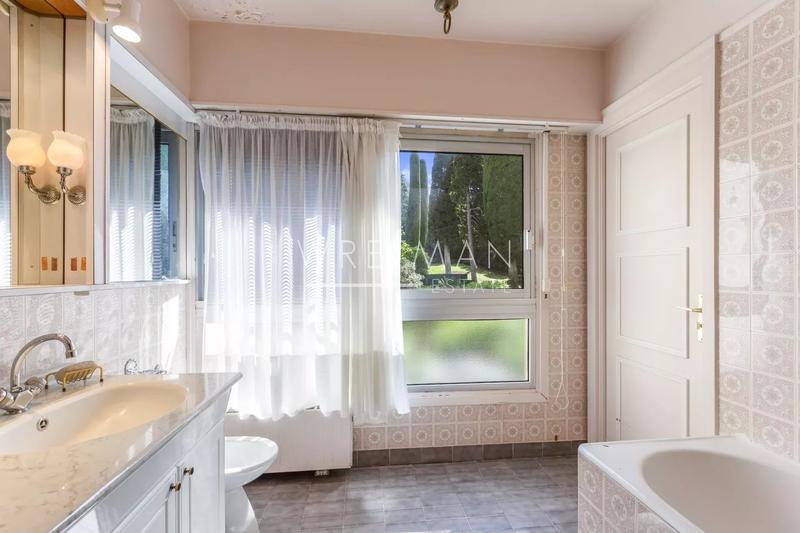 Appartement - 91 m² - 3 pièces