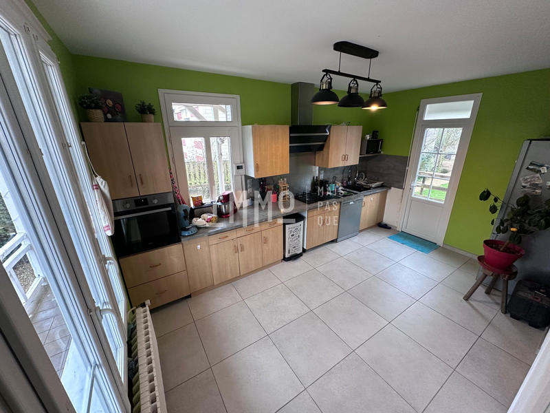 Maison - 110 m² - 6 pièces