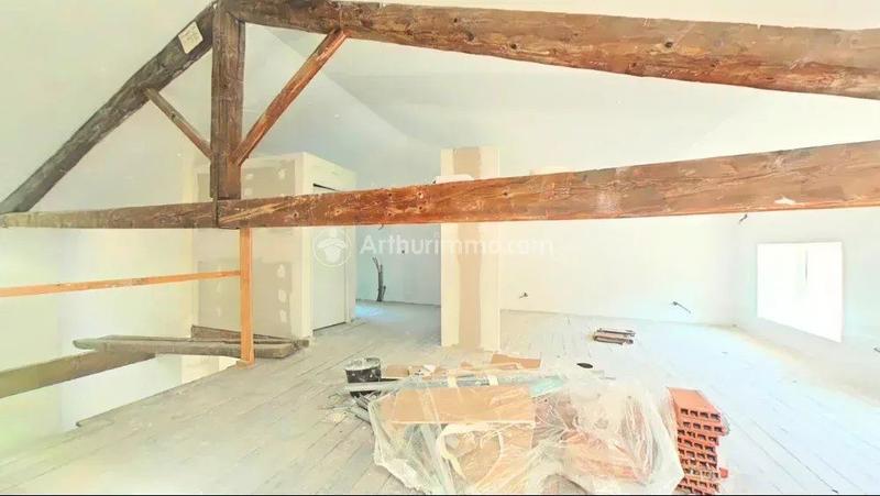 Maison - 268 m² - 7 pièces