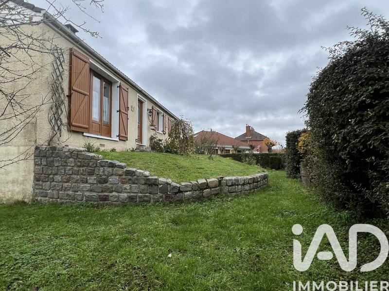 Maison - 99 m² - 4 pièces