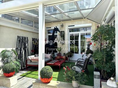 Maison de ville - 189 m² - 7 pièces