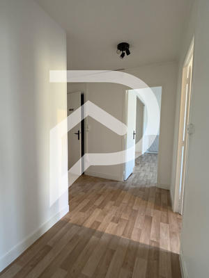 Immeuble - 97 m² - 4 pièces