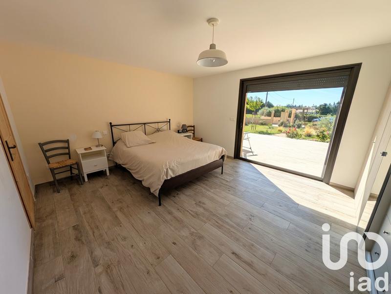 Maison - 279 m² - 9 pièces