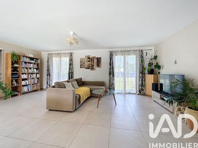 Maison - 120 m² - 4 pièces