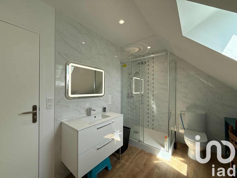 Maison - 97 m² - 5 pièces