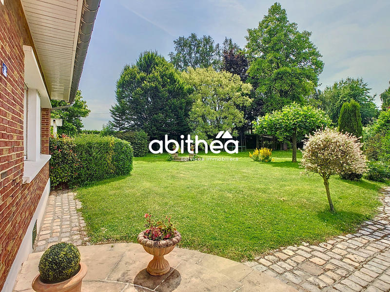 Maison - 252 m² - 10 pièces