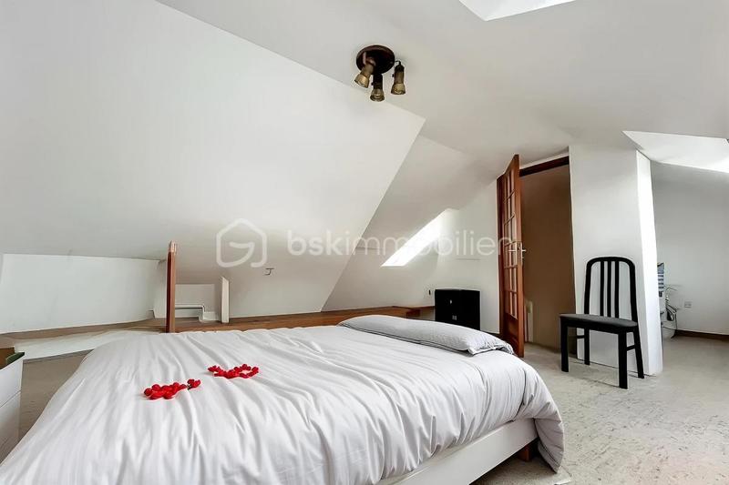 Pavillon - 125 m² - 6 pièces