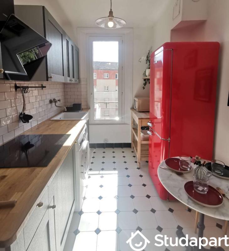 Chambre - 12 m² - 1 pièce