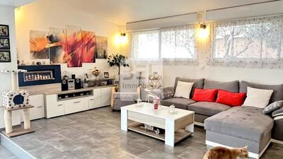 Maison - 171 m² - 6 pièces