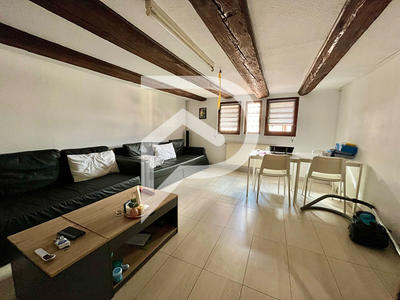 Immeuble - 270 m² - 10 pièces