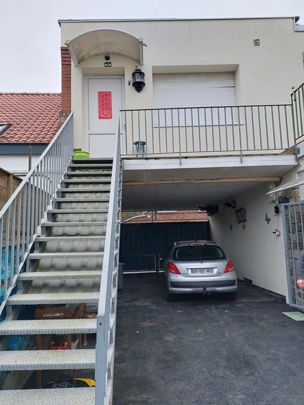 Maison ancienne - 180 m² - 5 pièces