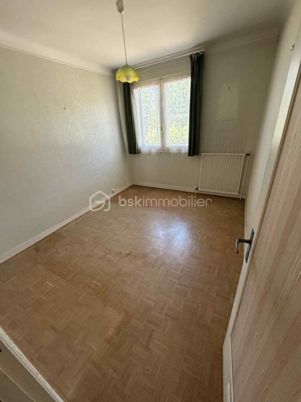 Maison - 81 m² - 5 pièces