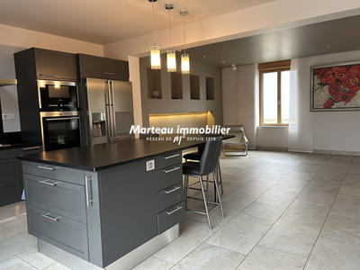 Maison - 140 m² - 5 pièces