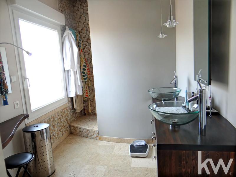 Duplex - 169 m² - 7 pièces