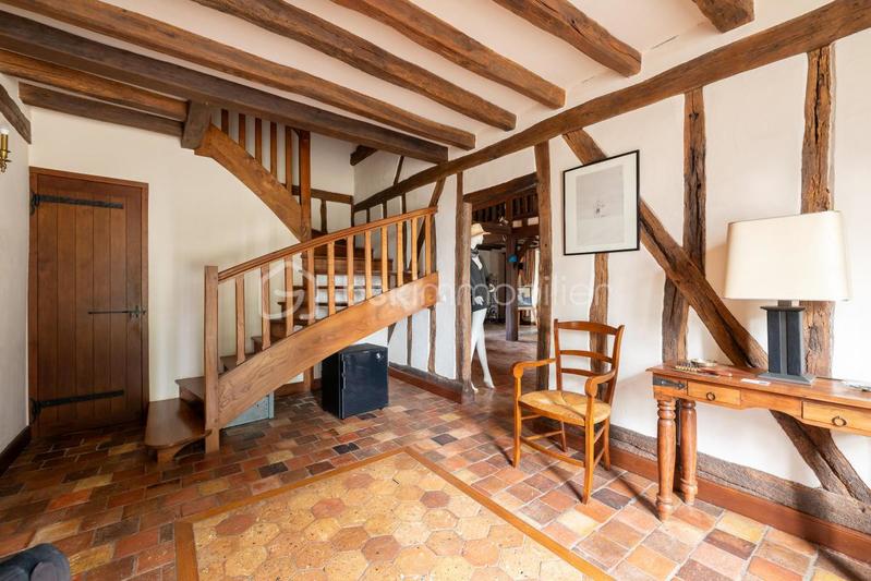 Maison - 344 m² - 14 pièces