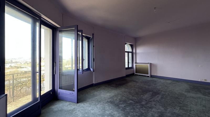 Maison bourgeoise - 678 m² - 16 pièces