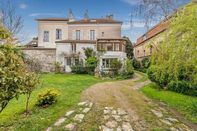 Maison - 194 m² - 7 pièces